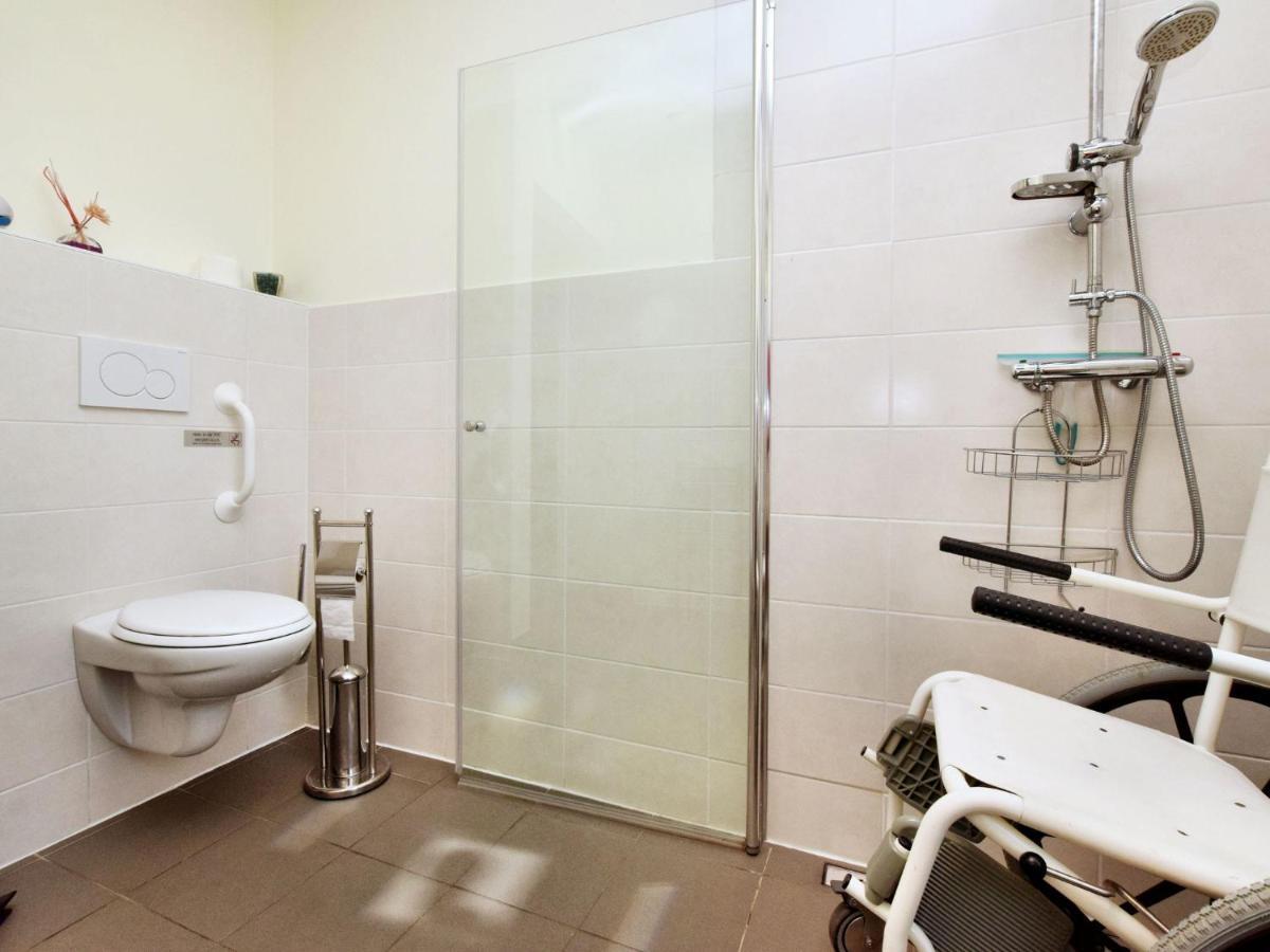 Vila Wheelchair Friendly House With Sauna Leykaul Exteriér fotografie
